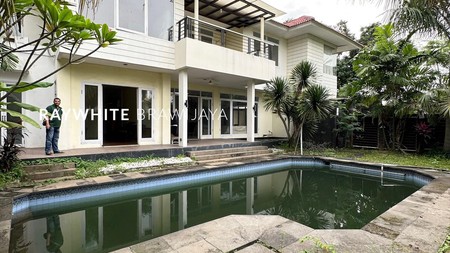 Rumah Hitung Tanah Bebas Banjir Area Kemang Utara