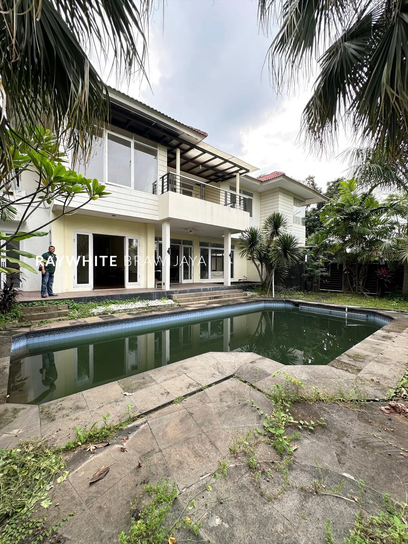 Rumah Hitung Tanah Bebas Banjir Area Kemang Utara