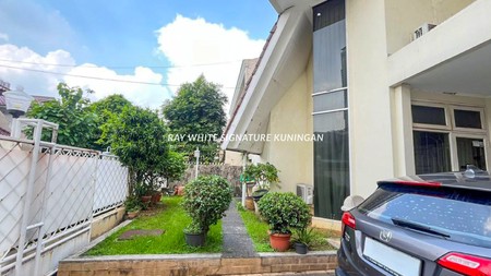Rumah Mewah Dalam Komplek Taman Gandaria Blok A Dekat Pondok Indah