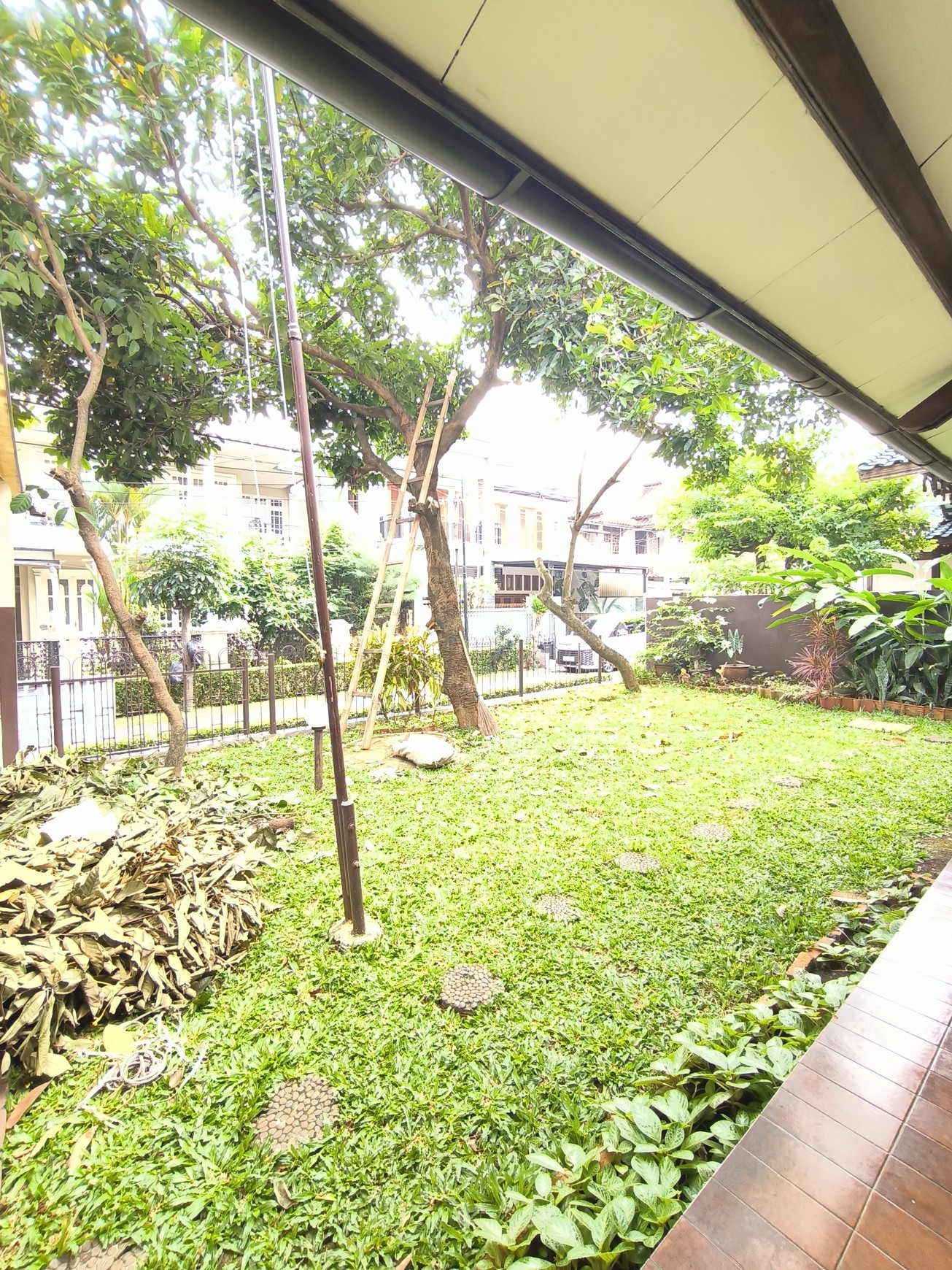 Rumah Siap Huni di Perumahan Bintaro Sektor 1 Nyaman dan Asri cocok buat Hunian