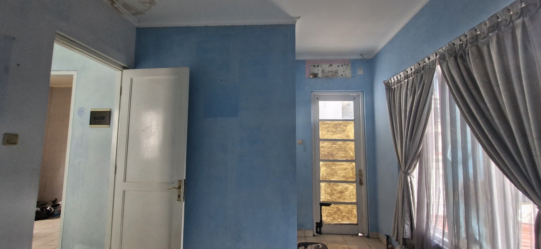 Rumah 2 Lantai di Kota Wisata 