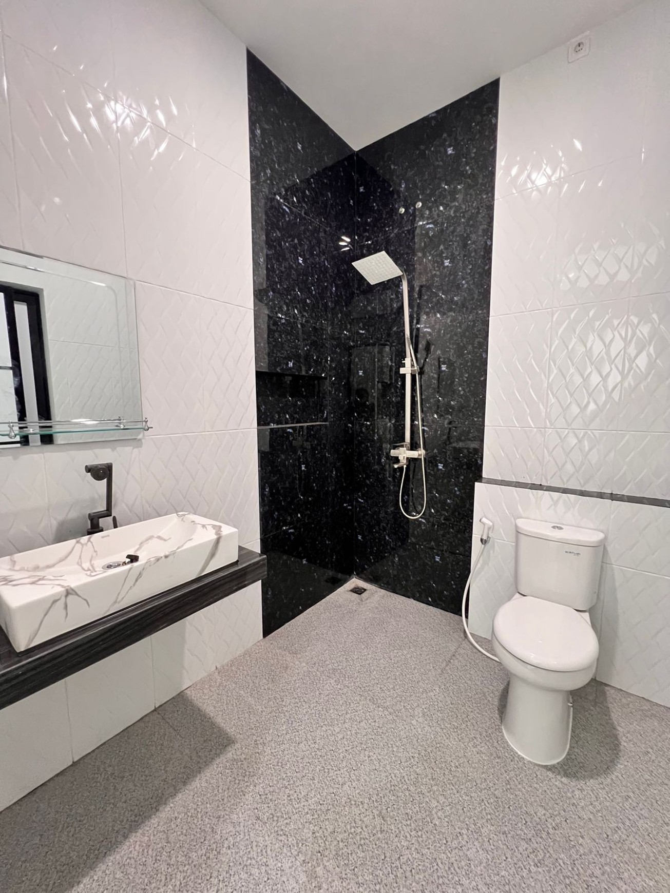 Rumah Brand New 2 lantai di Nusa Loka BSD City Tangerang Selatan dekat tol pasar modern BSD