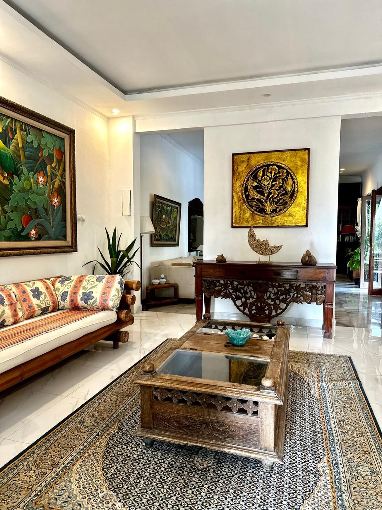 Rumah Mewah Gaya Villa Hitung Tanah Bonus Bangunan Bagus Di Bali View Cirendeu, Ciputat