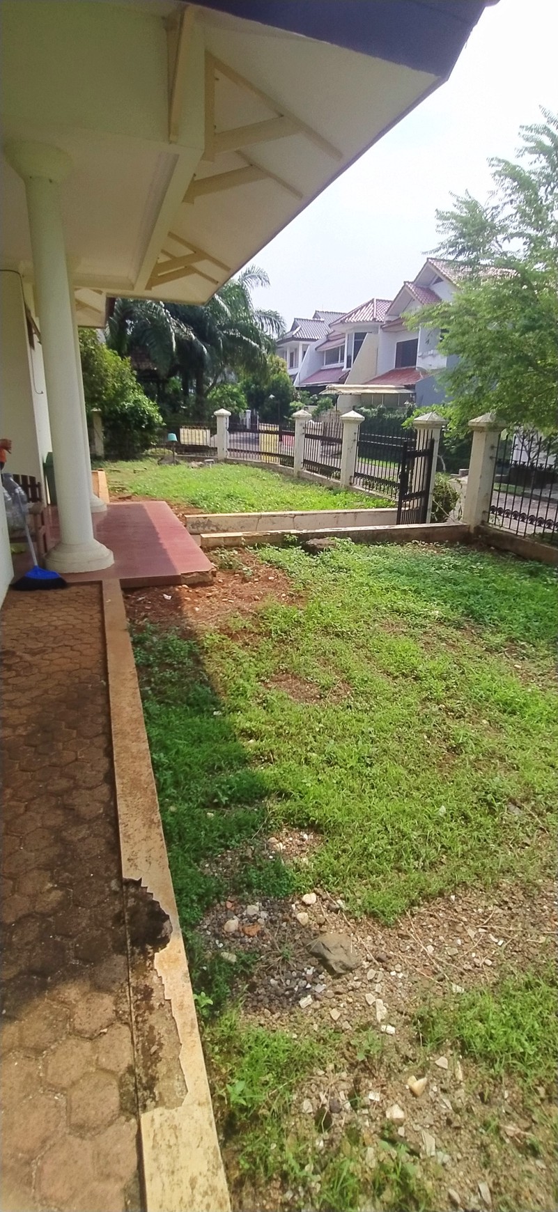 Posisi di Hook bebas banjir dalam perumahan yg bersih Asri di Rempoa