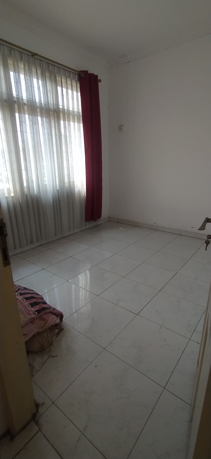 Posisi di Hook bebas banjir dalam perumahan yg bersih Asri di Rempoa