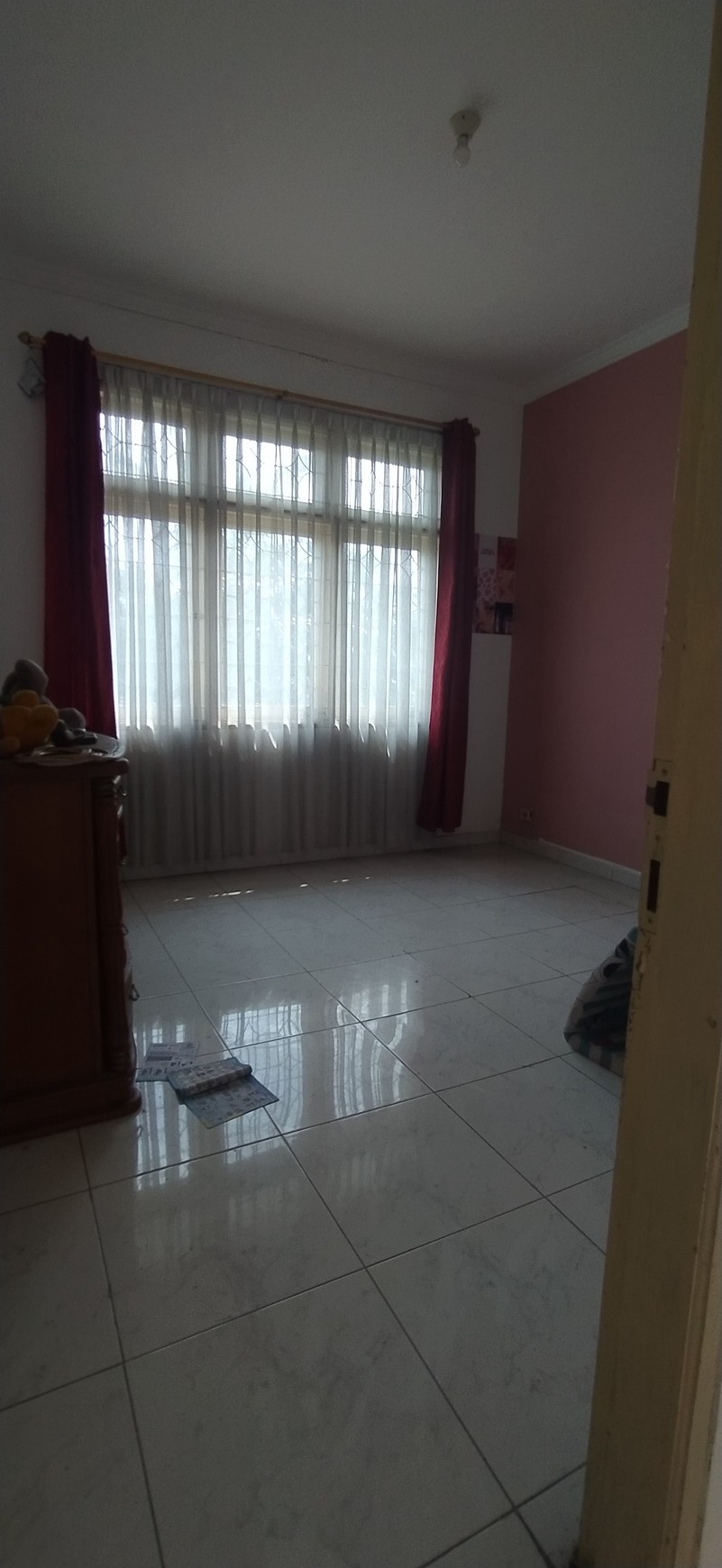 Posisi di Hook bebas banjir dalam perumahan yg bersih Asri di Rempoa