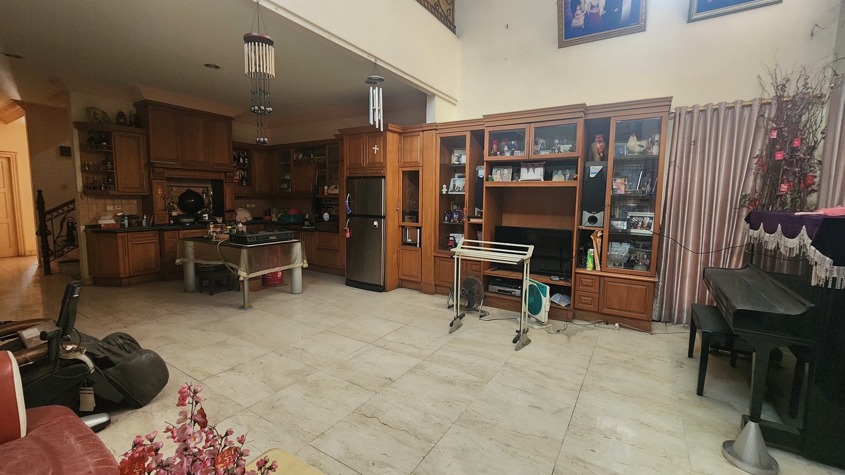 Rumah posisi boulevard di Kota Wisata