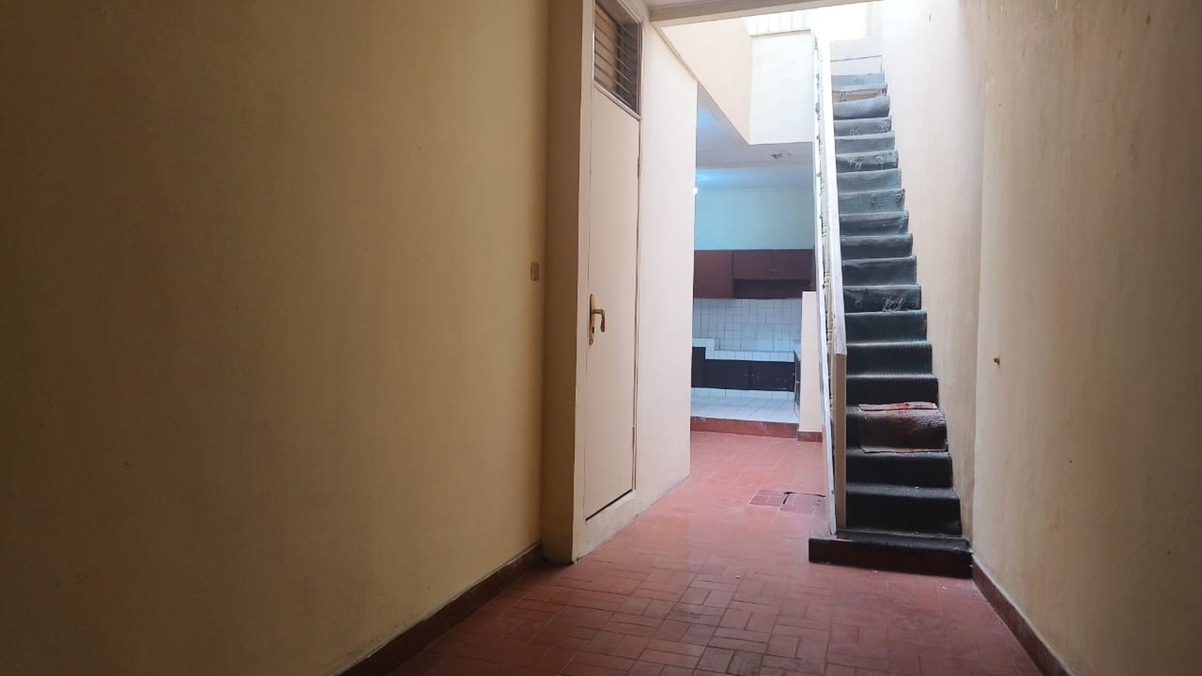 Disewakan Rumah untuk Usaha / Klinik - Lokasi Strategis di Pondok Indah