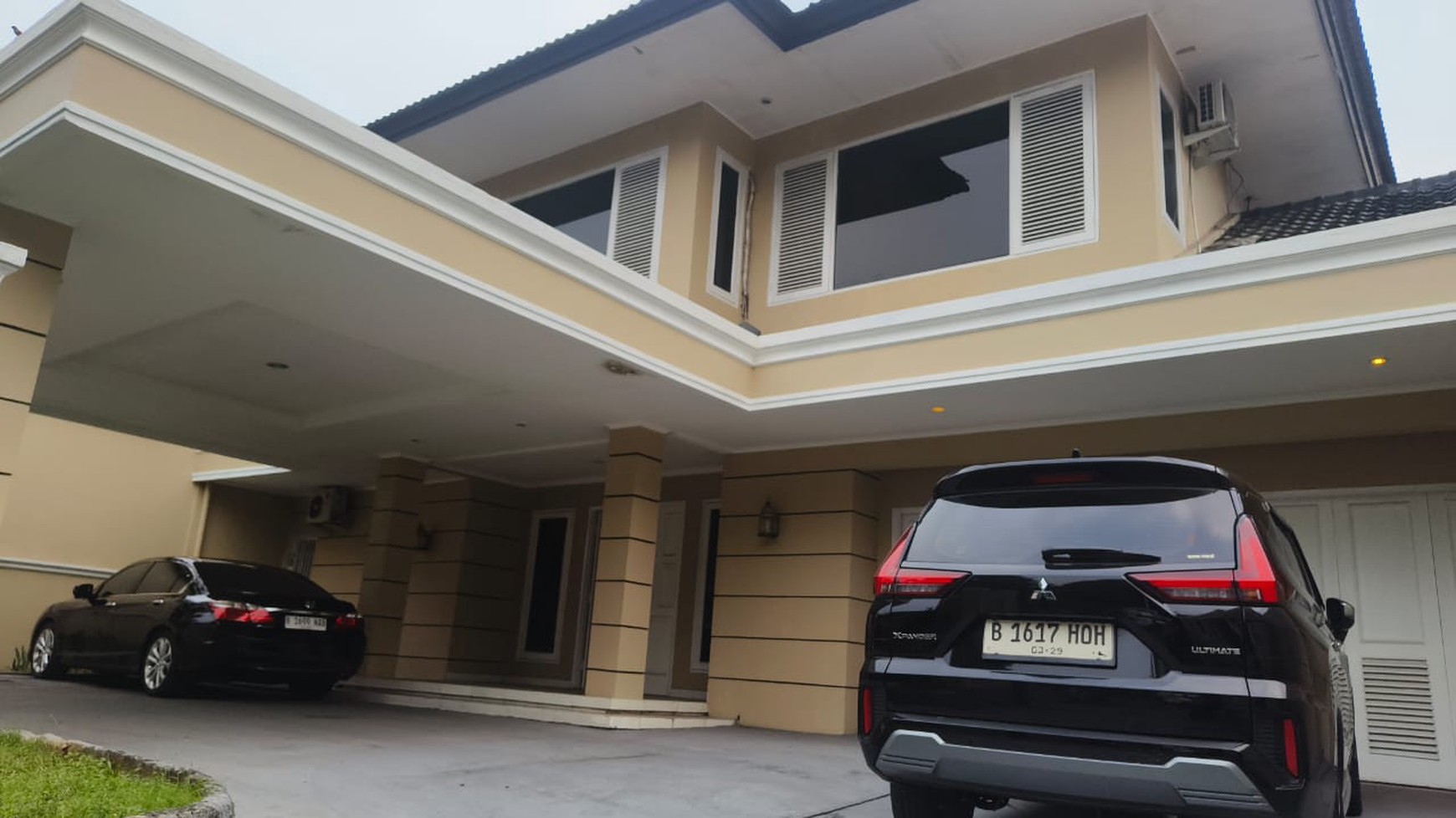 Disewakan Rumah untuk Usaha / Klinik - Lokasi Strategis di Pondok Indah