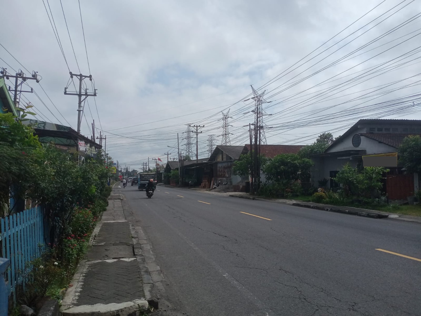 Tanah Dan Bangunan Cocok Untuk Usaha Dekat Gardu Induk Sanggrahan Magelang Utara