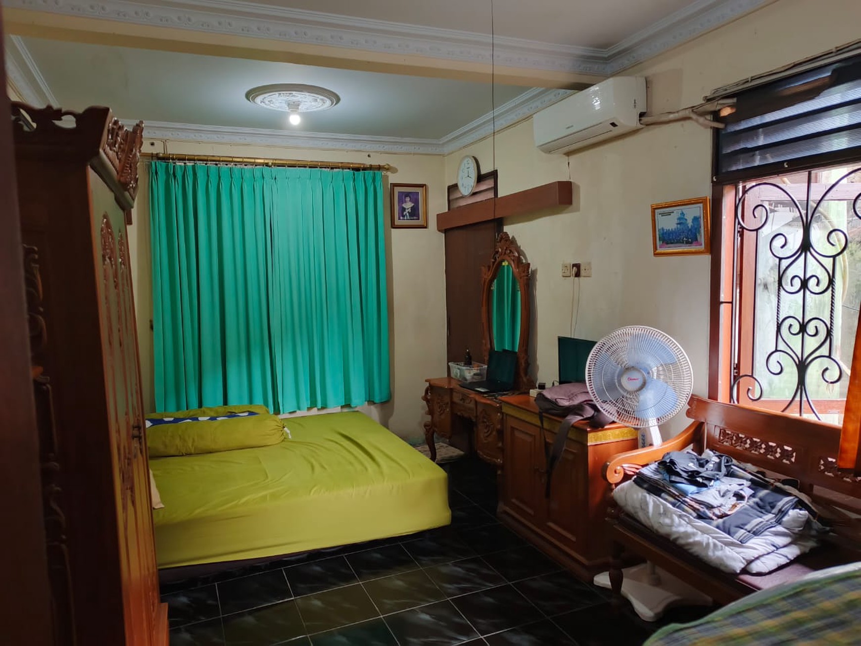 Dijual Rumah Usaha dan Kos Kosan - Lokasi Super Strategis di Raya Ciputat Pondok Pinang