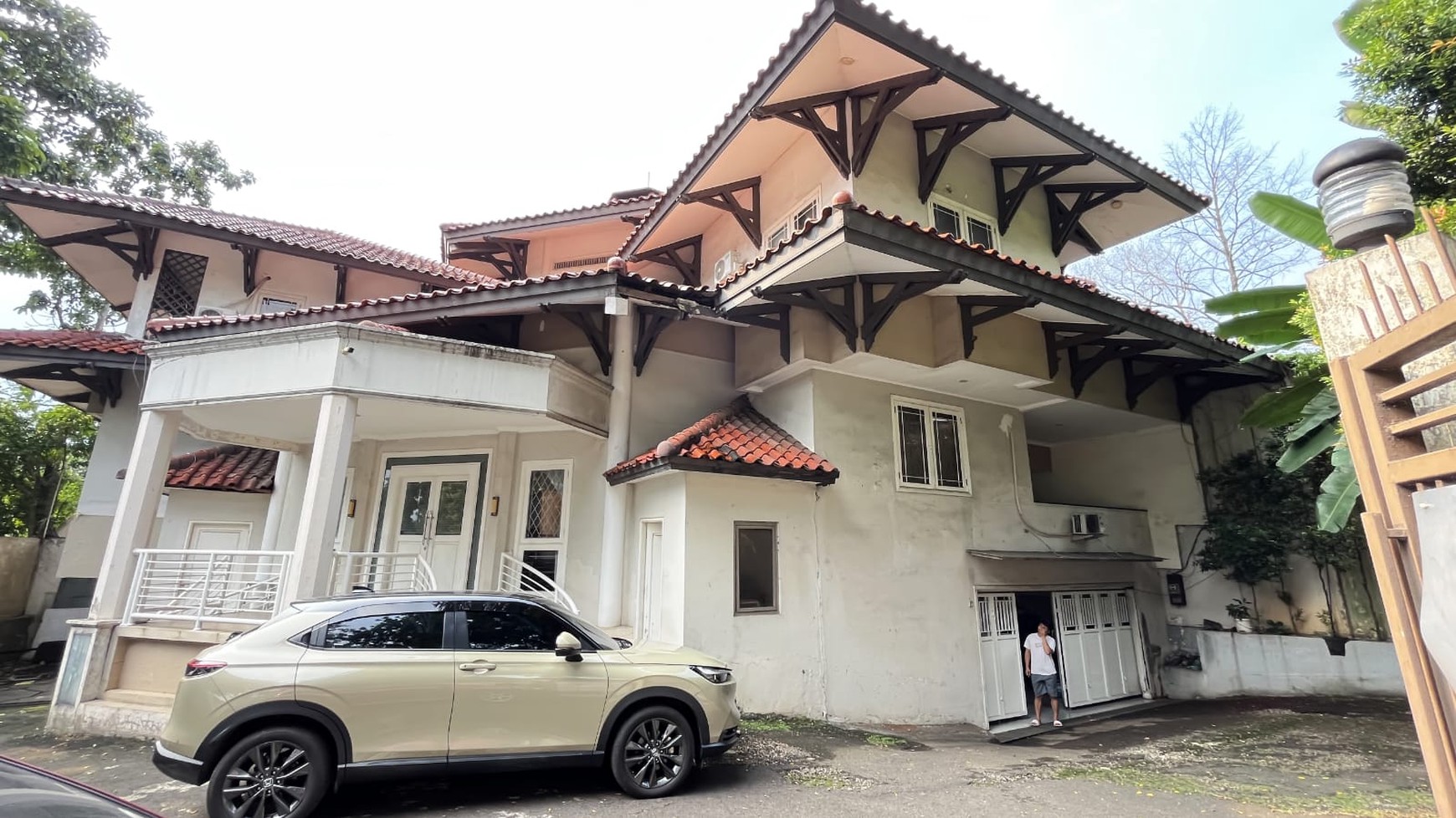 Dijual rumah Lama di Kemang