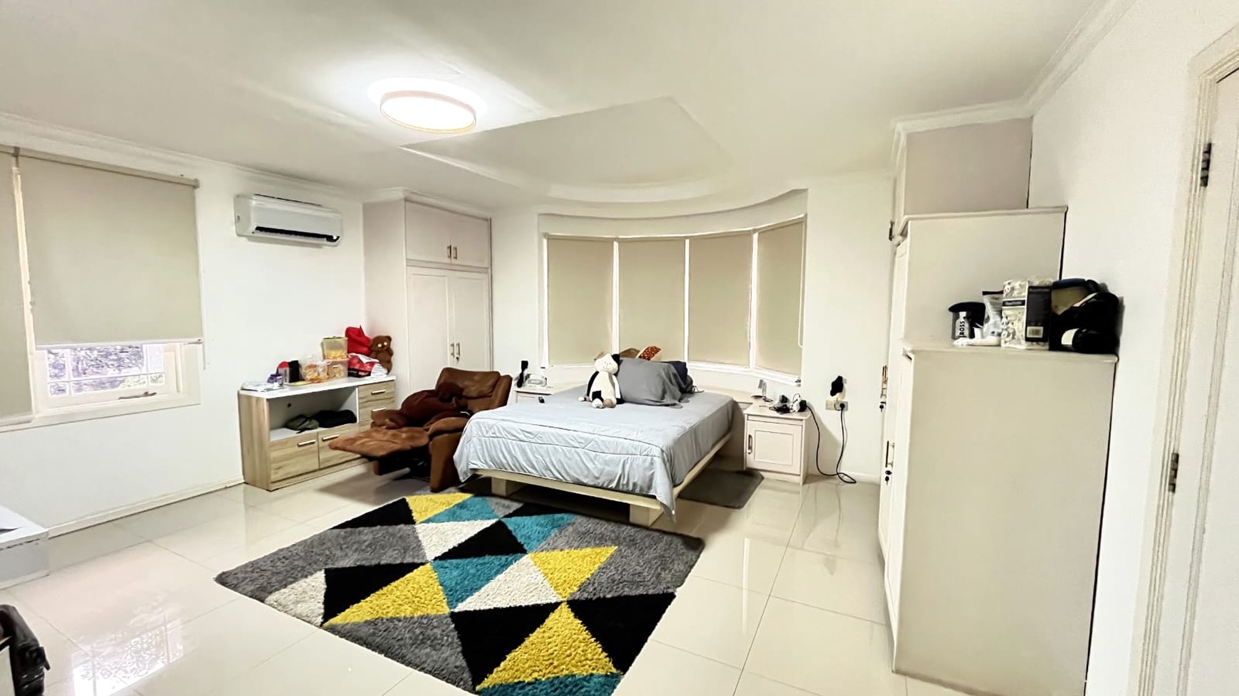 Dijual rumah Lama di Kemang