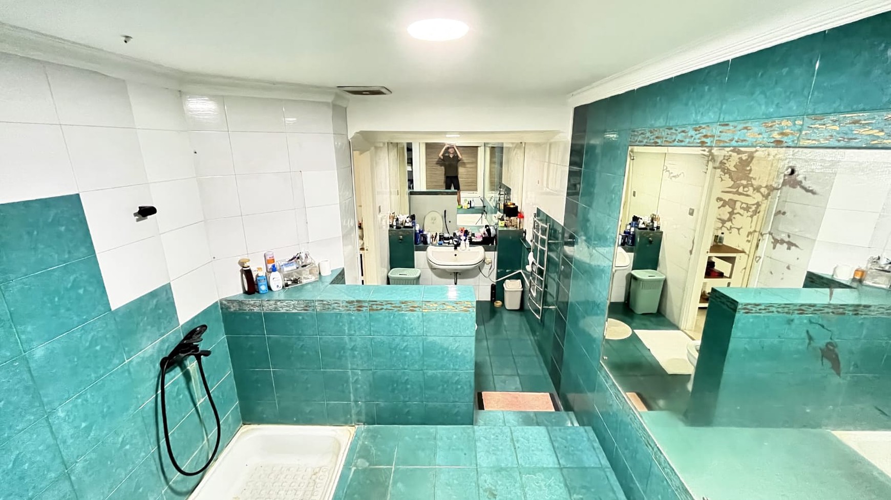 Dijual rumah Lama di Kemang