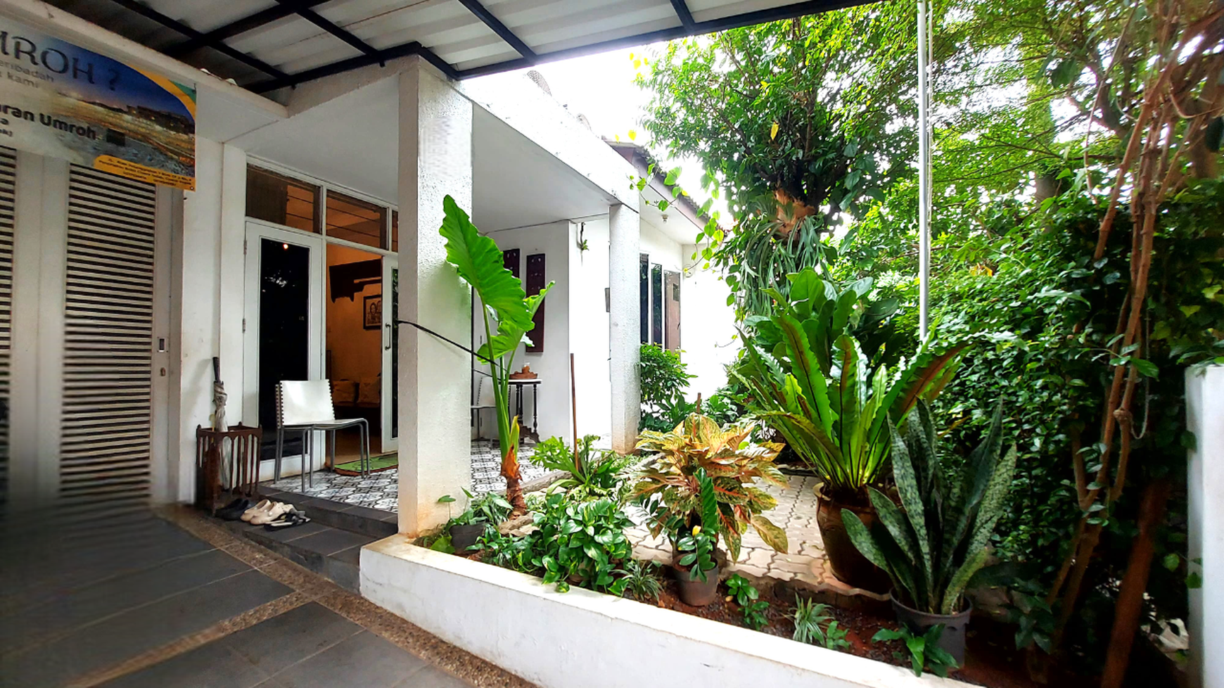 Rumah Asri dan Nyaman di Bukit Cinere Indah