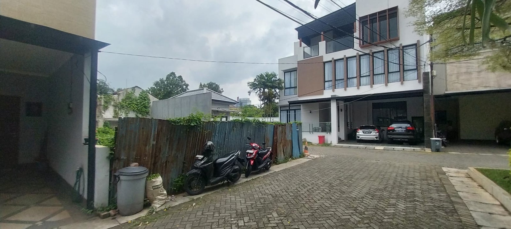 Cipete Cilandak tanah luas 157 dalam komplek belakang highscope