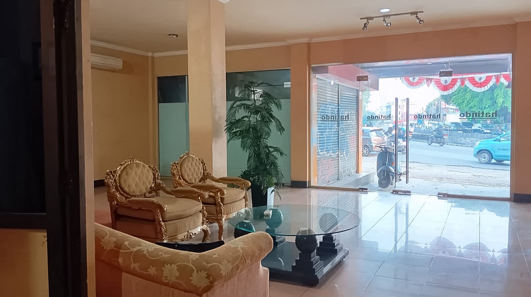 Gedung Perkantoran 4 Lantai di Warung Buncit Siap Pakai