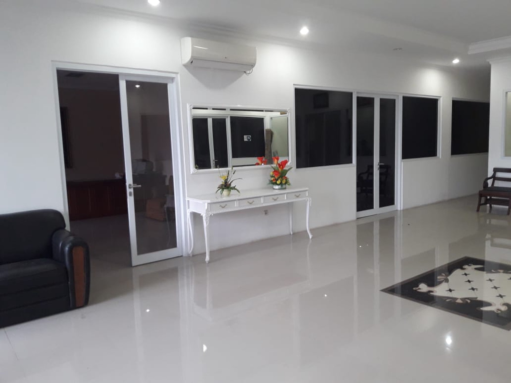 Perkantoran Semi Apartemen di Warung Buncit 8 Lantai Siap Huni