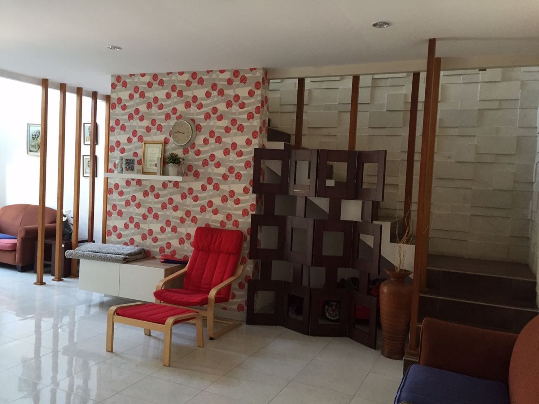 Rumah 2 Lantai, Bagus ada halaman belakang di Pondok Karya