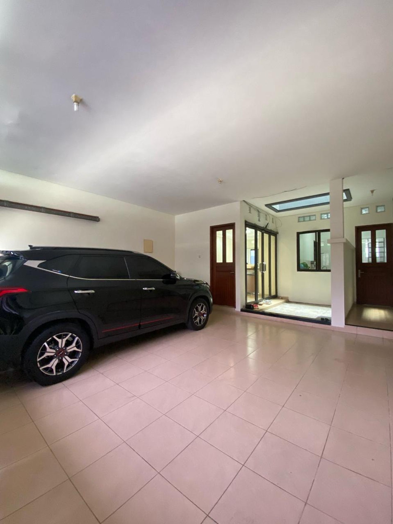 Cipete gaharu luas 497 rumah dengan halaman luas