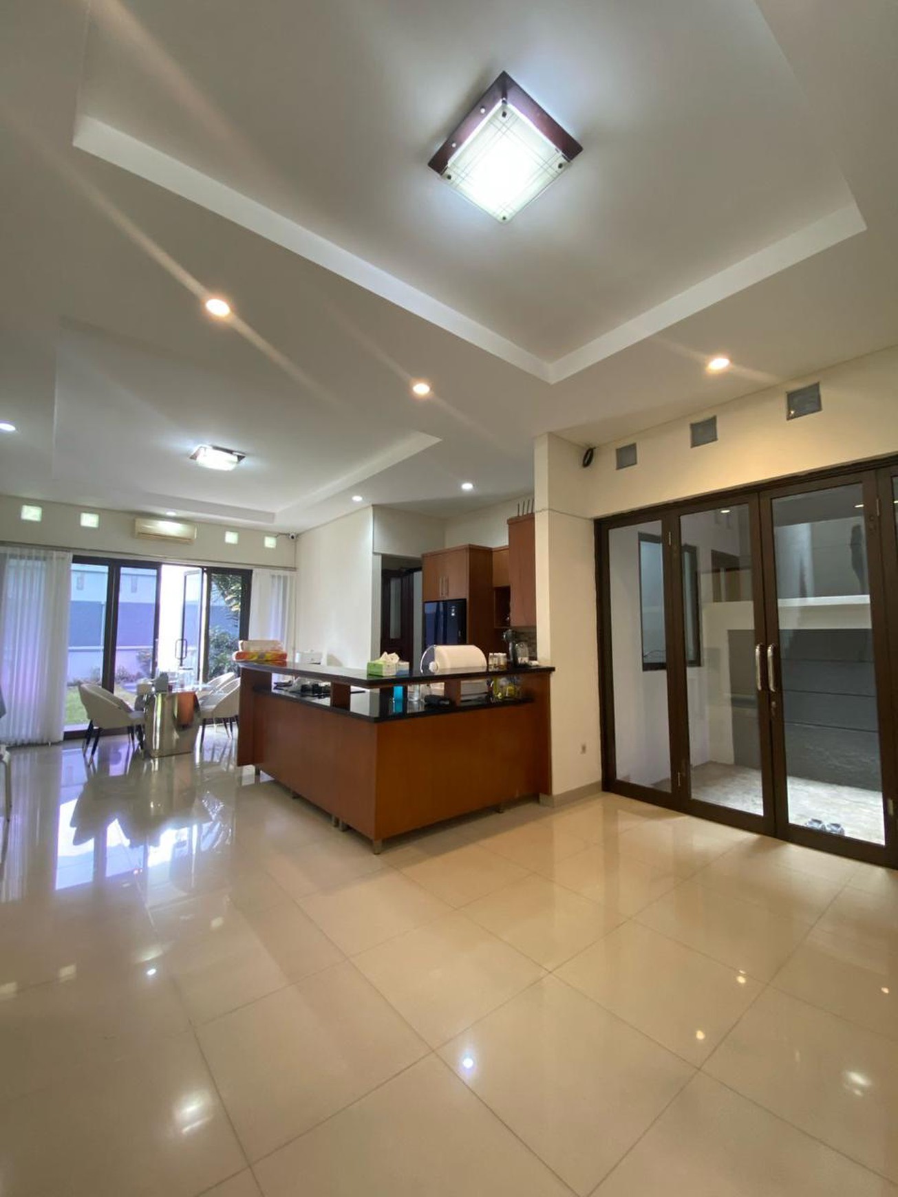 Cipete gaharu luas 497 rumah dengan halaman luas