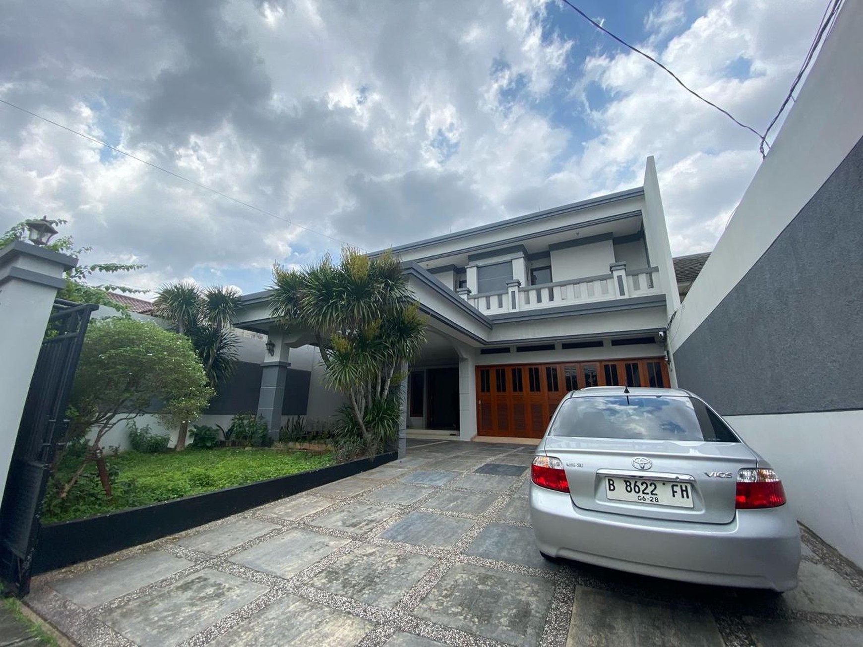 Cipete gaharu luas 497 rumah dengan halaman luas