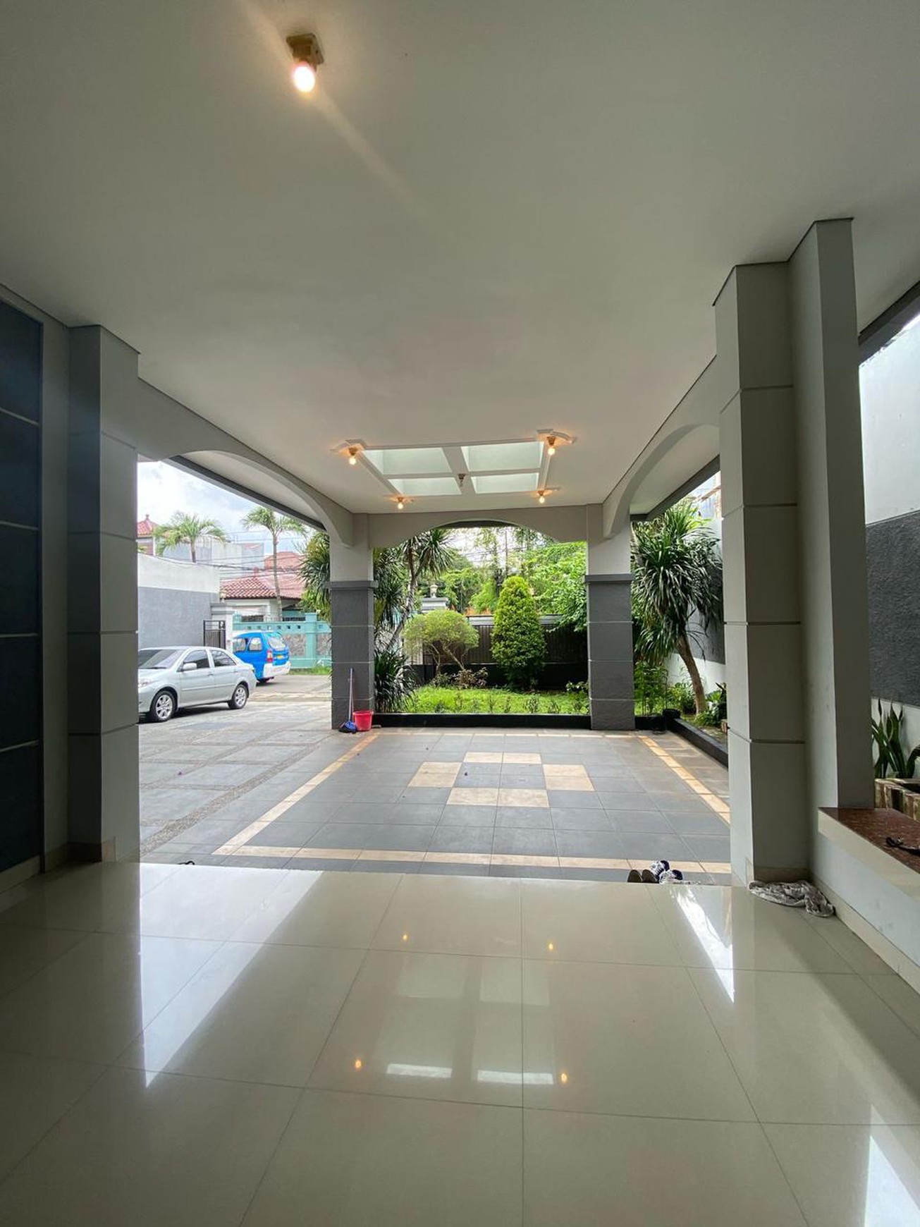 Cipete gaharu luas 497 rumah dengan halaman luas