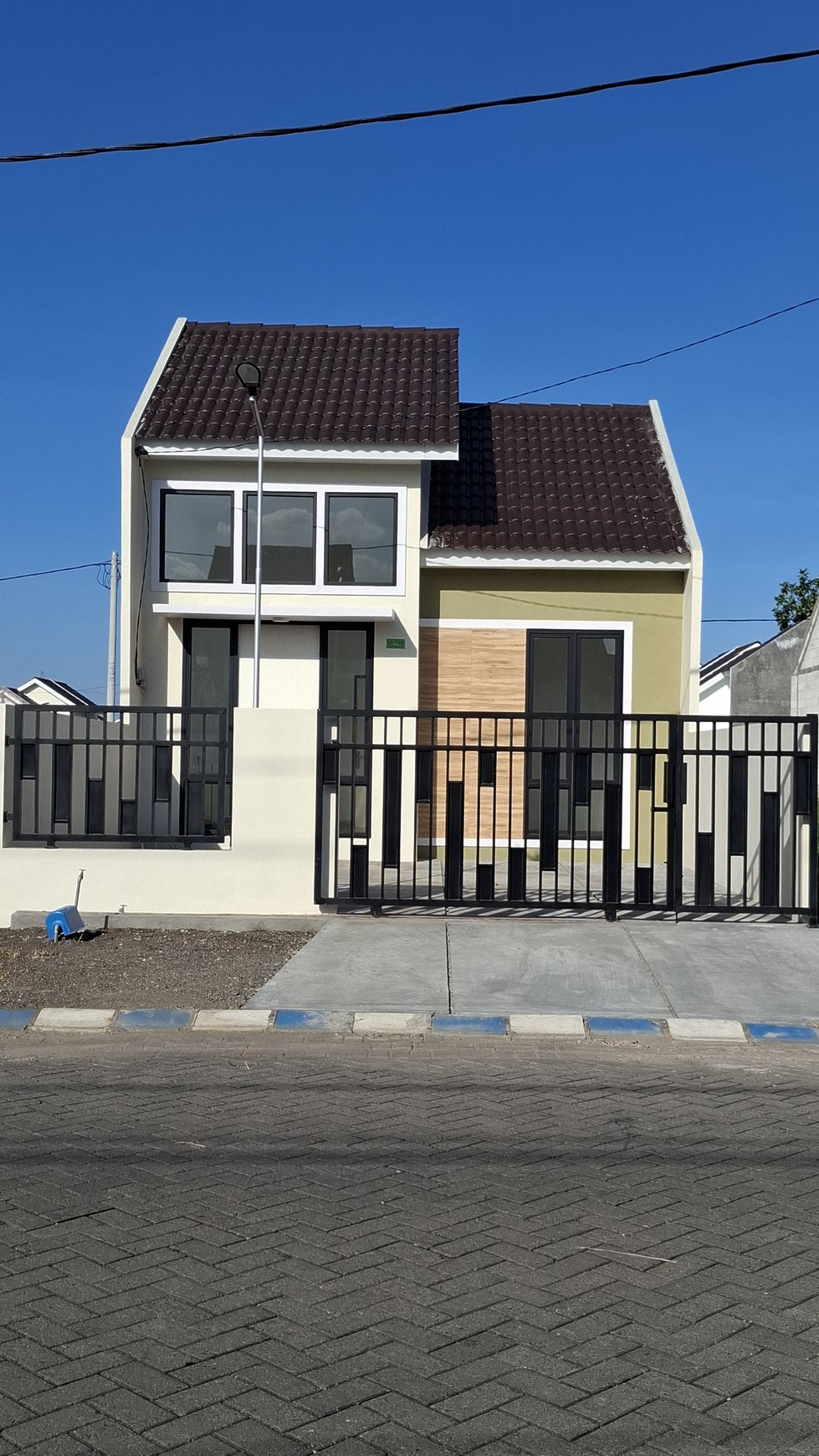 Rumah dijual di menganti gresik