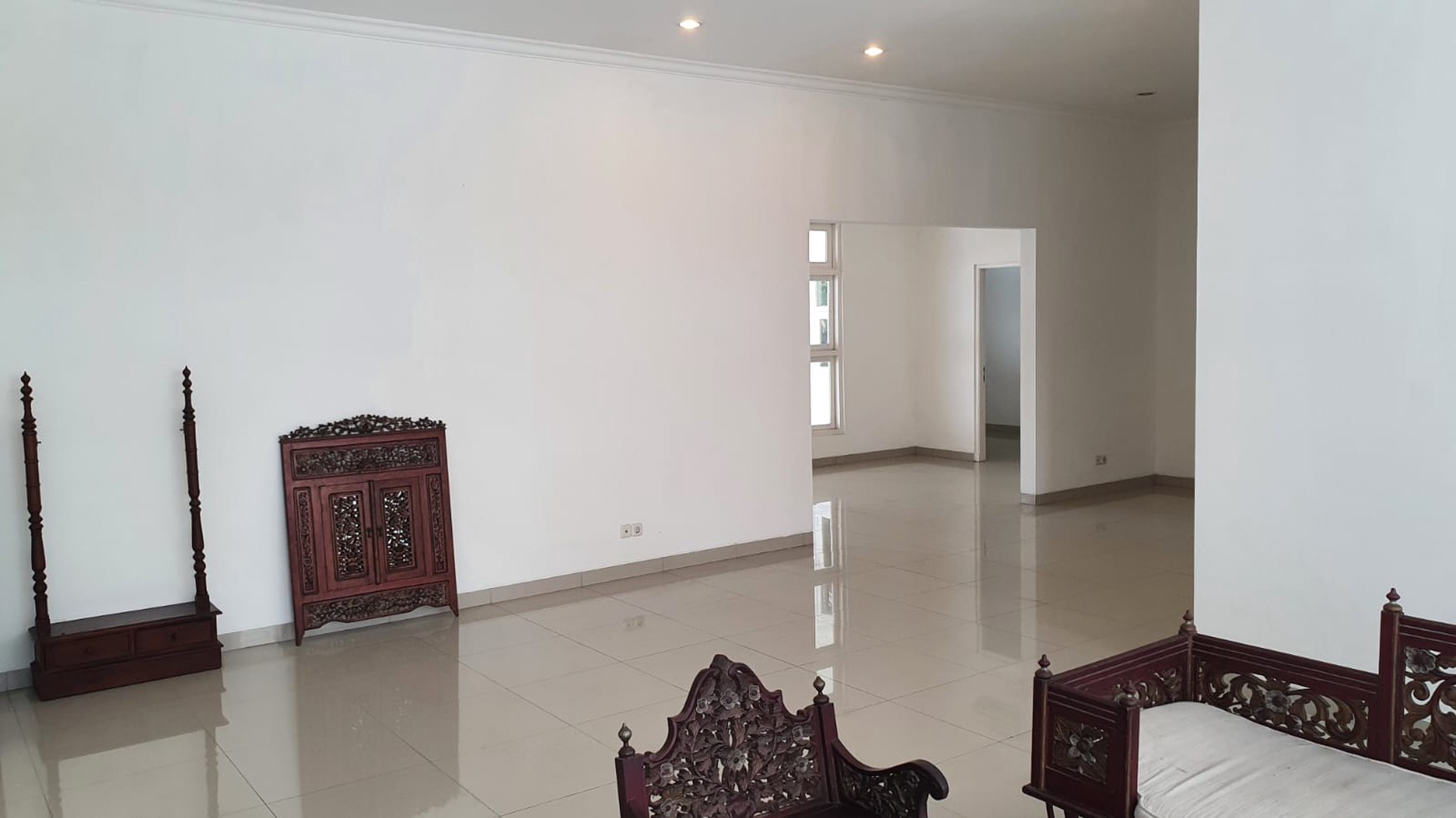 Rumah Mewah di Cipete Luas 670m2 Halaman Belakang Luas