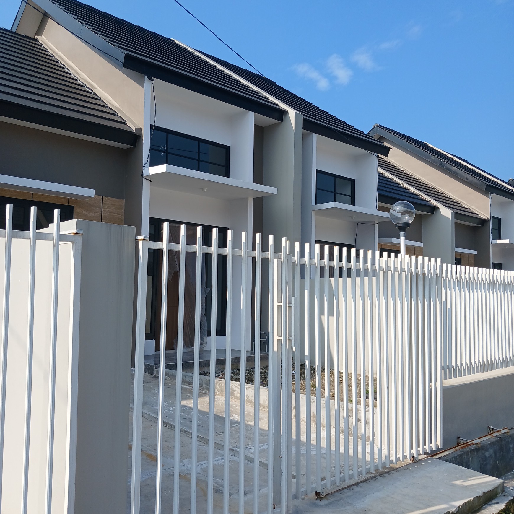 Alana Tambak Oso Rumah Dekat Surabaya 