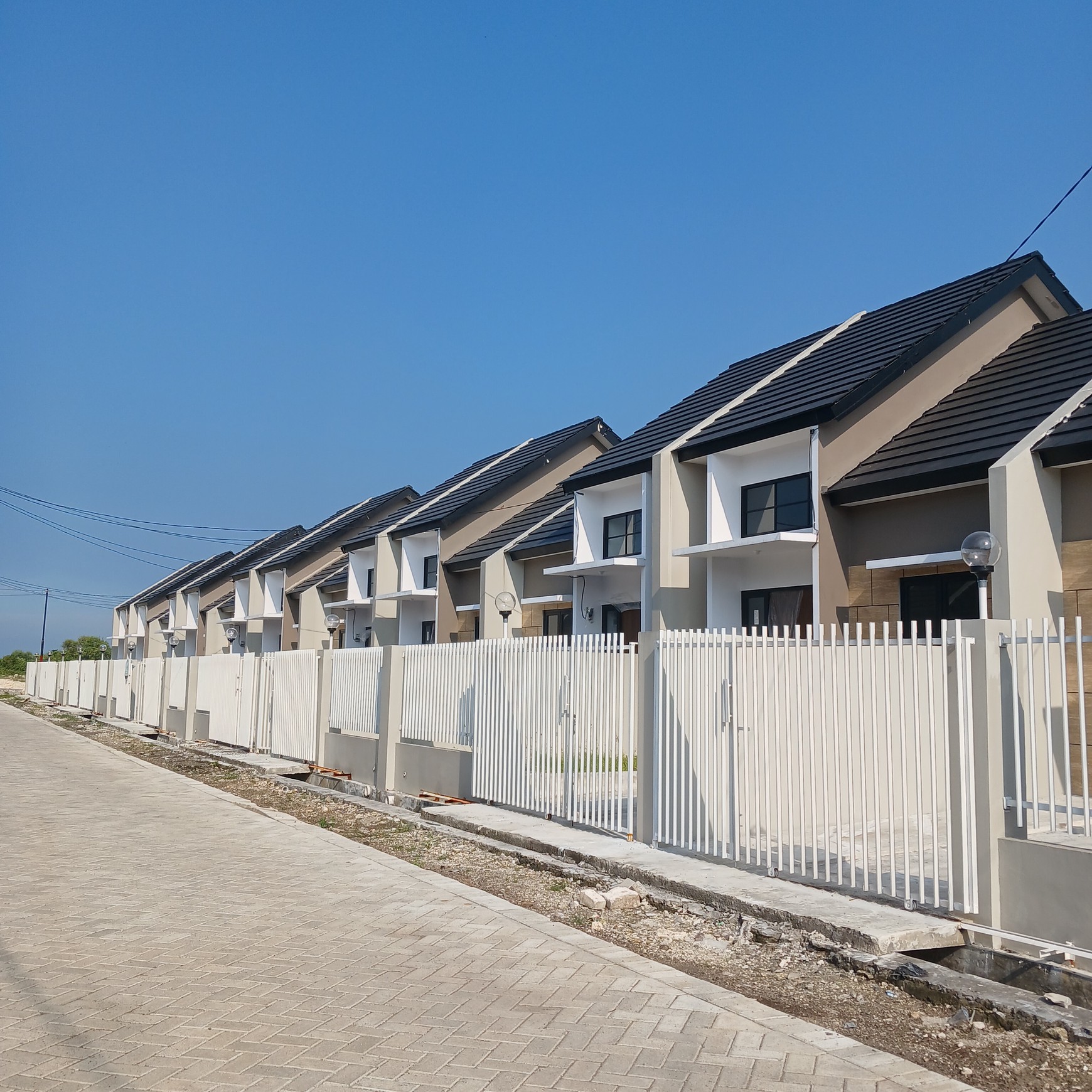 Alana Tambak Oso Rumah Dekat Surabaya 