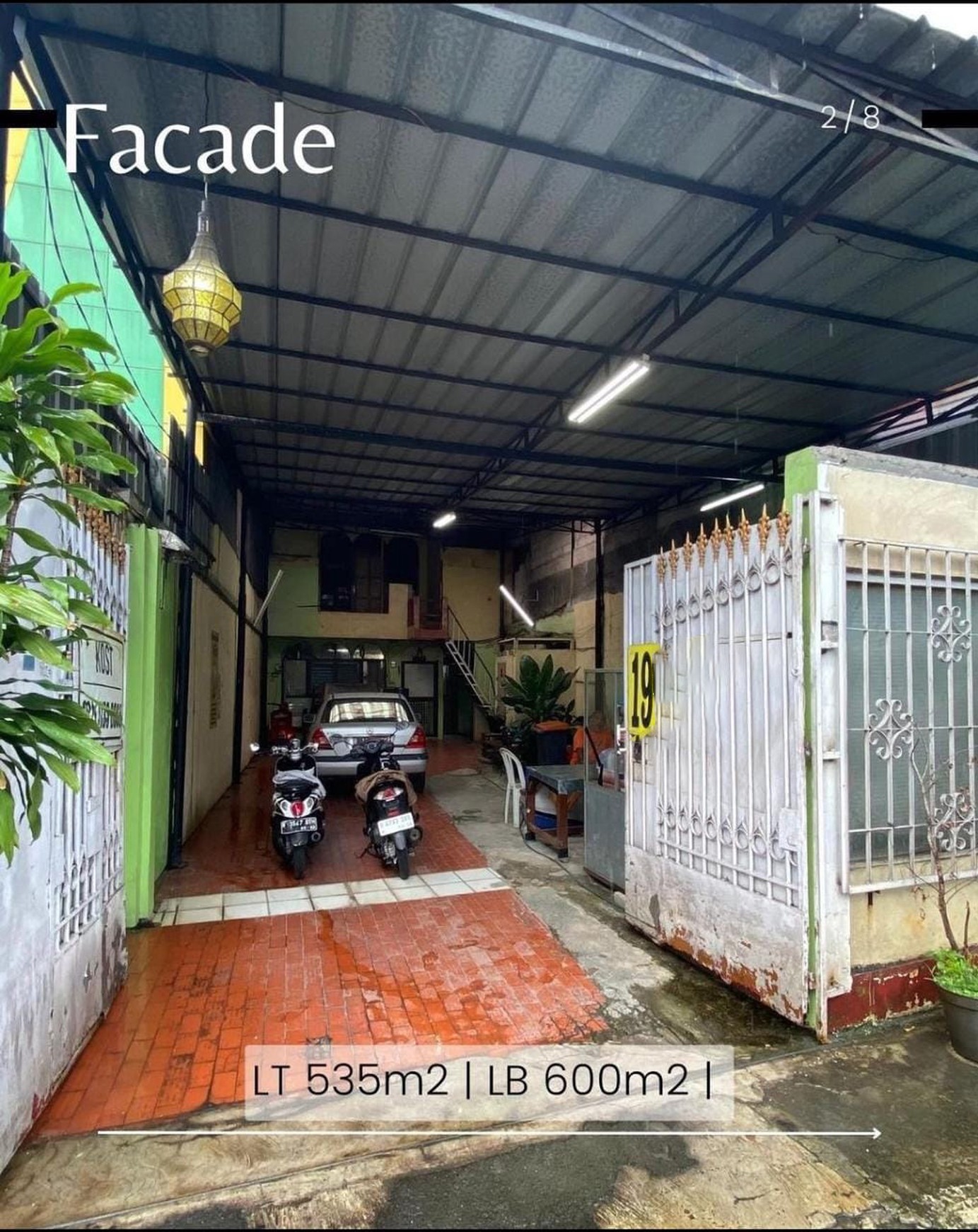 Kos Kosan 15 Pintu di Pinggir Jalan Lokasi Strategis @Kebayoran Lama, Jakarta Selatan