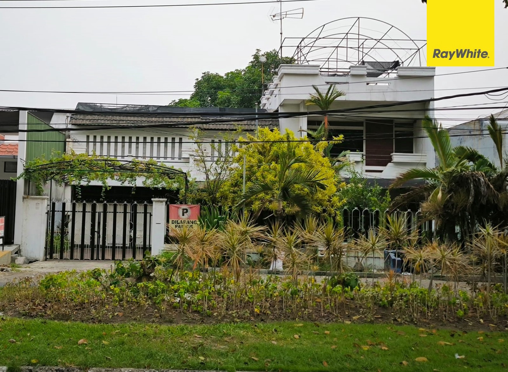 Dijual Rumah 2 lantai di Tenggilis Mejoyo Surabaya