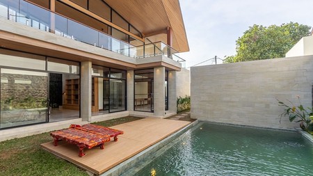 Freehold - Luxury Living in Sanur - Fully Furnished Villa Just Minutes from the Beach