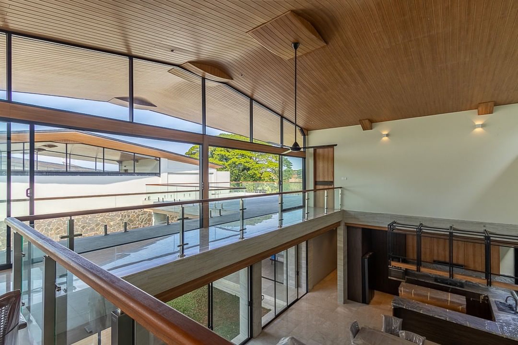 Freehold - Luxury Living in Sanur - Fully Furnished Villa Just Minutes from the Beach, Bali