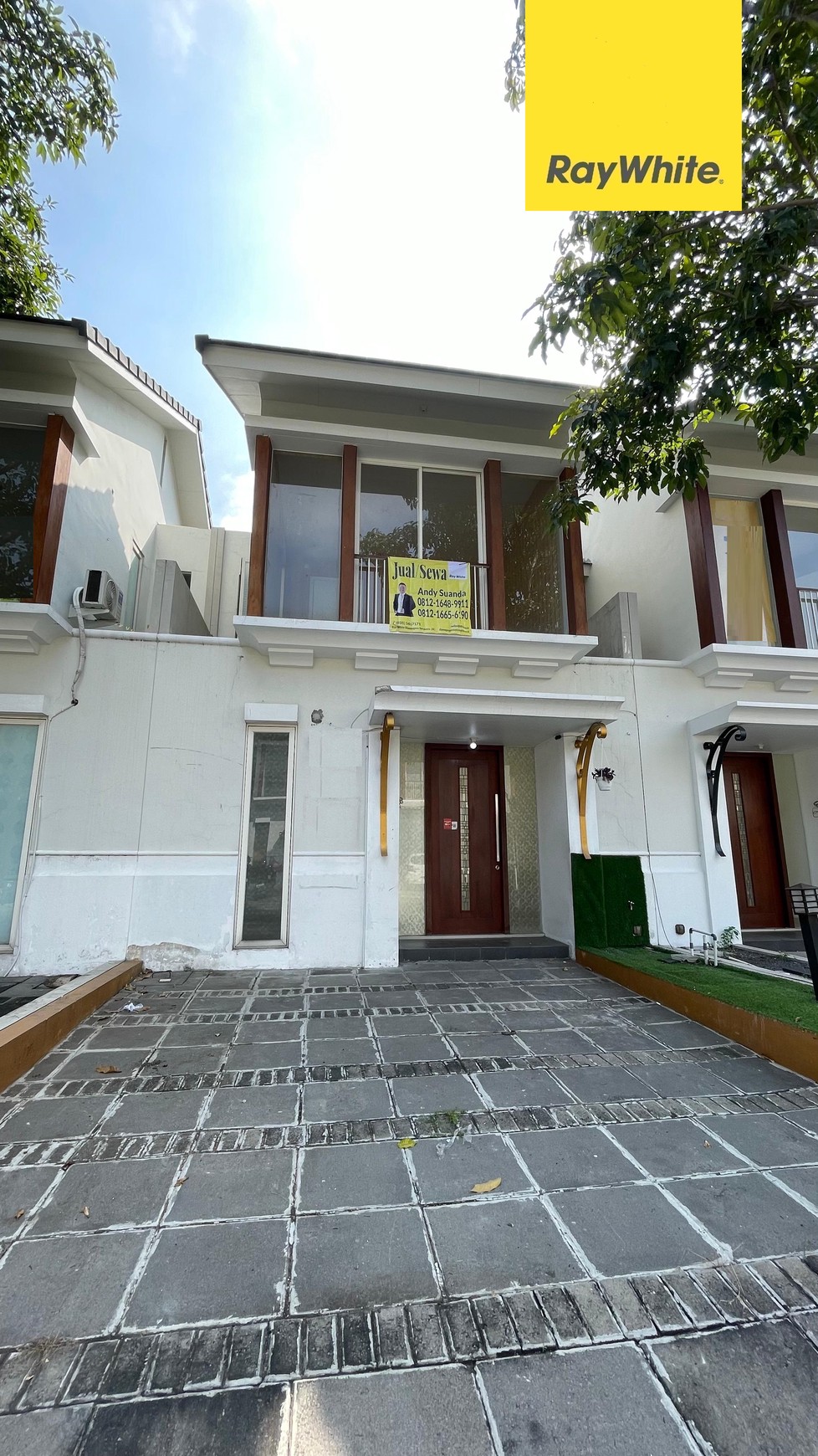 Dijual Rumah Modern Di Grand Harvest Surabaya
