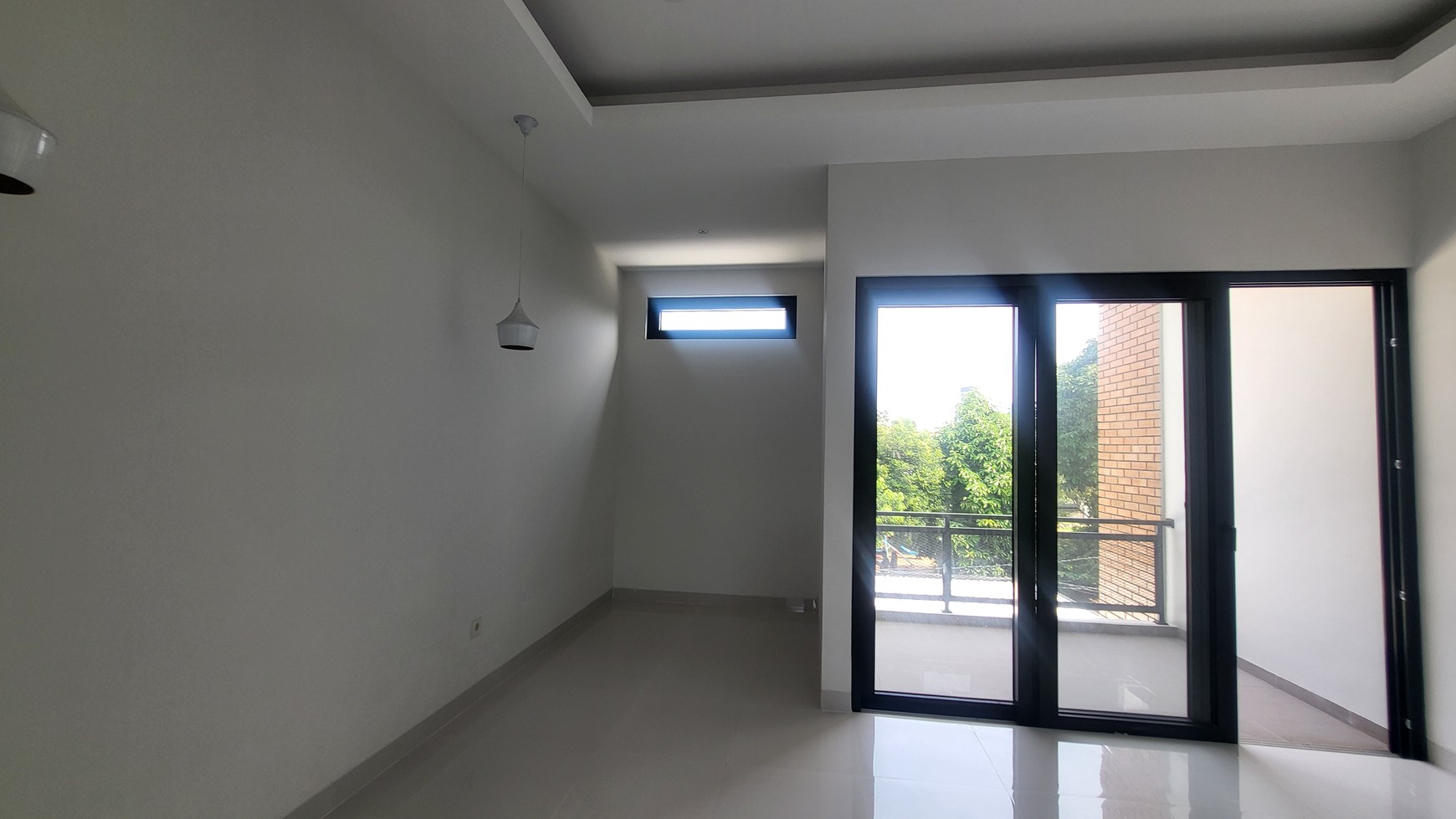 Rumah Baru 2 Lantai Siap Huni di Graha Raya Bintaro 