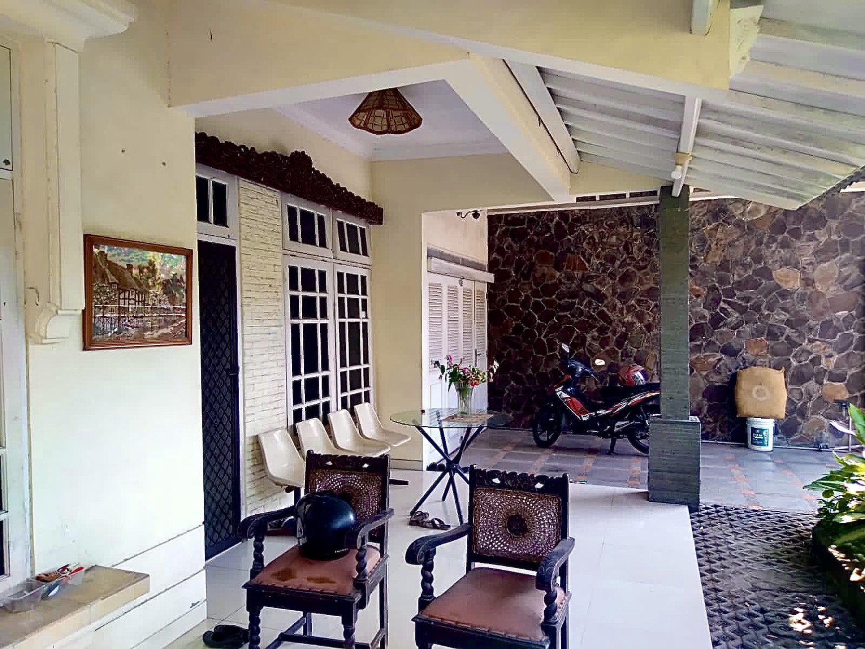 Dijual Cepat Rumah Manyar Indah - 3,6 M NEGO!