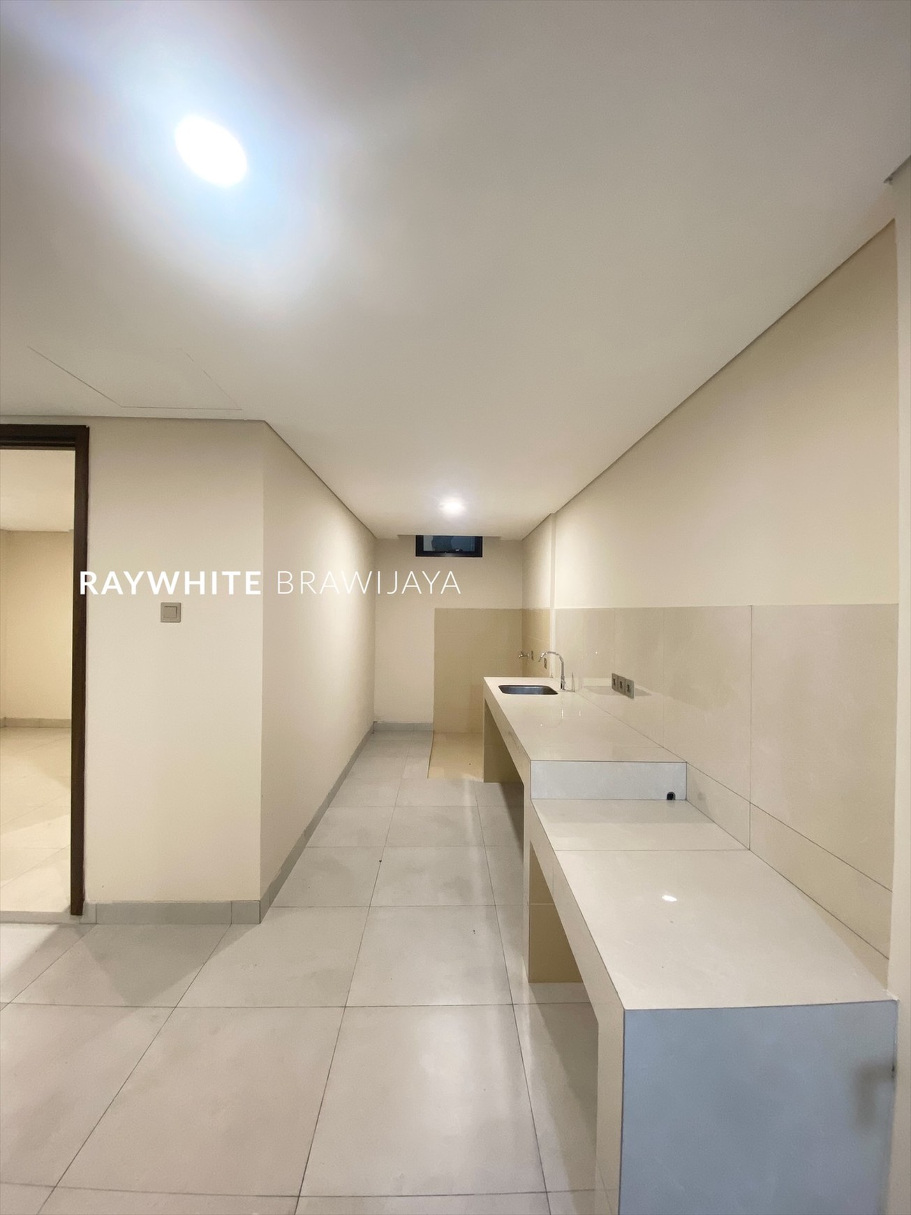 Pondok Indah Townhouse Lingkungan Tenang 