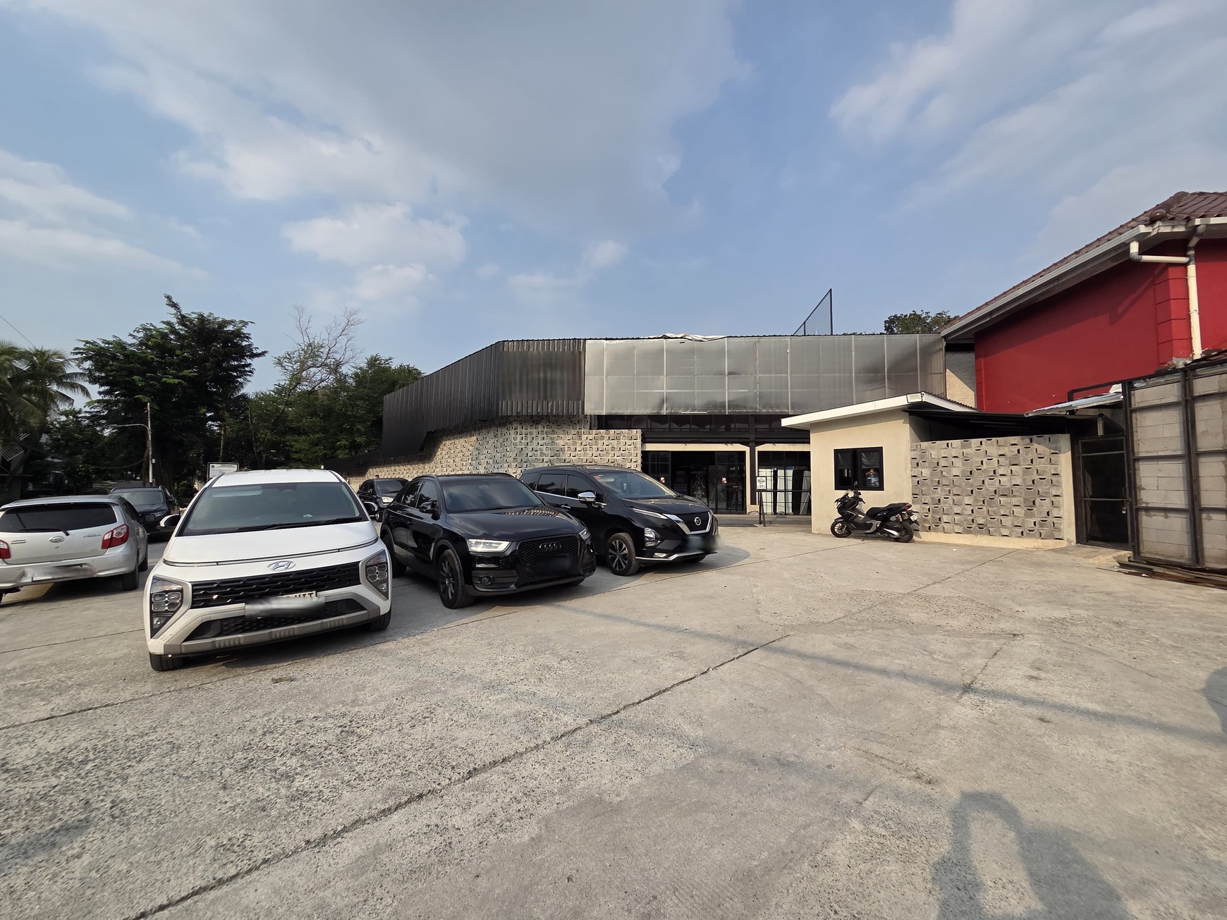 Retail space untuk usaha sport Club di Bintaro