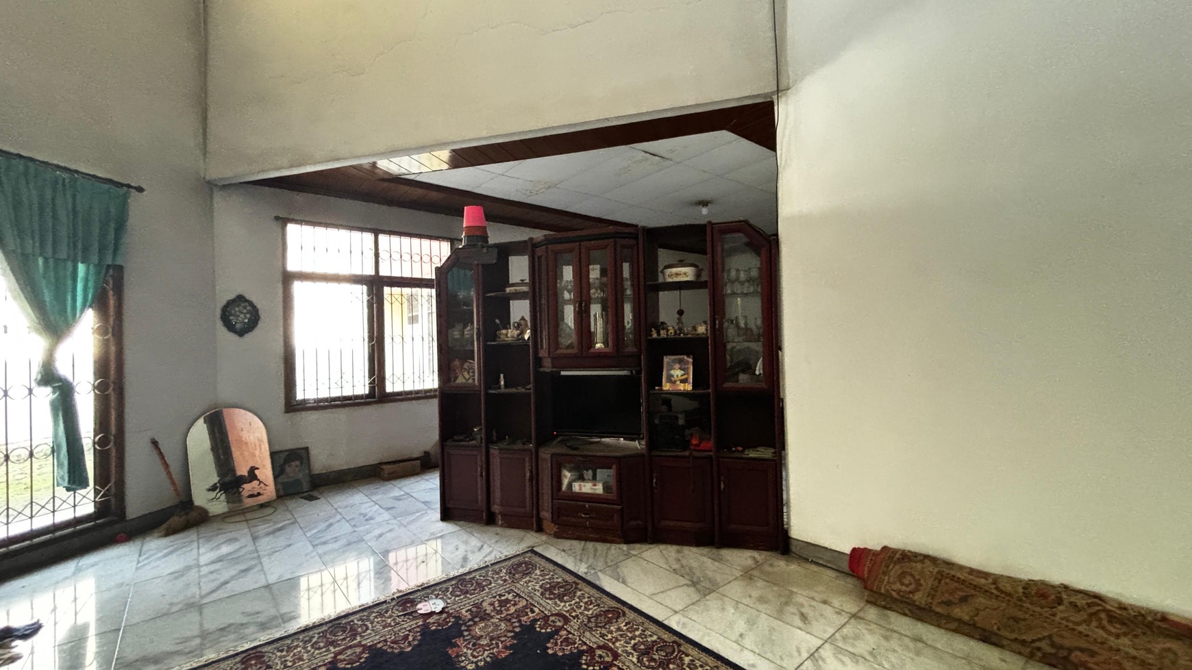Rumah Besar Lahan 1000 m2 Di Lokasi Komersial Duren Sawit Cocok Untuk Tempat Usaha 10 Menit Ke Tol Becakayu