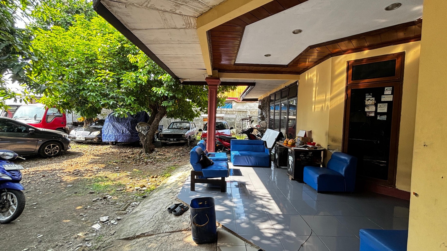 Rumah Besar Lahan 1000 m2 Di Lokasi Komersial Duren Sawit Cocok Untuk Tempat Usaha 10 Menit Ke Tol Becakayu