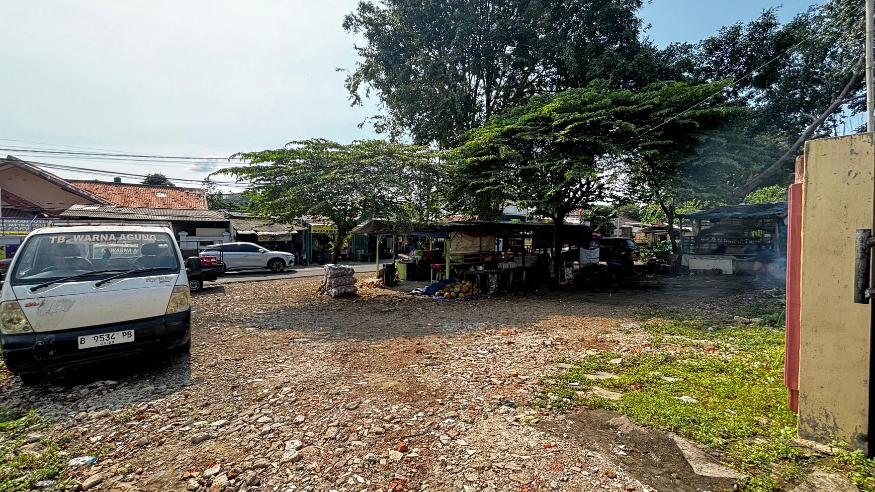 Rumah Besar Lahan 1000 m2 Di Lokasi Komersial Duren Sawit Cocok Untuk Tempat Usaha 10 Menit Ke Tol Becakayu