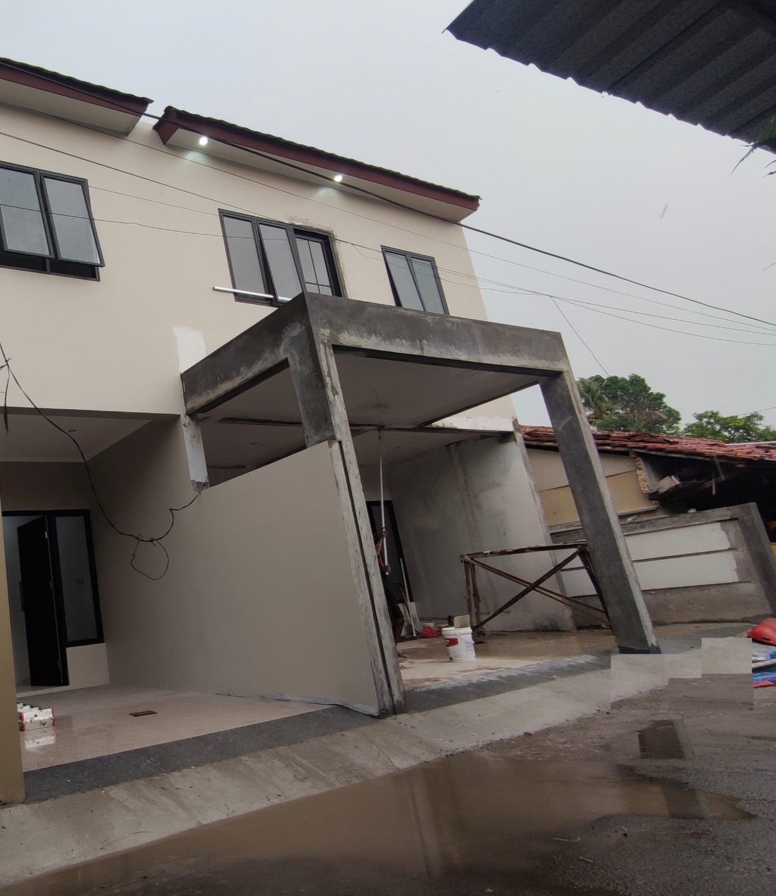 Rumah Brand New, Di Jurang Mangu.