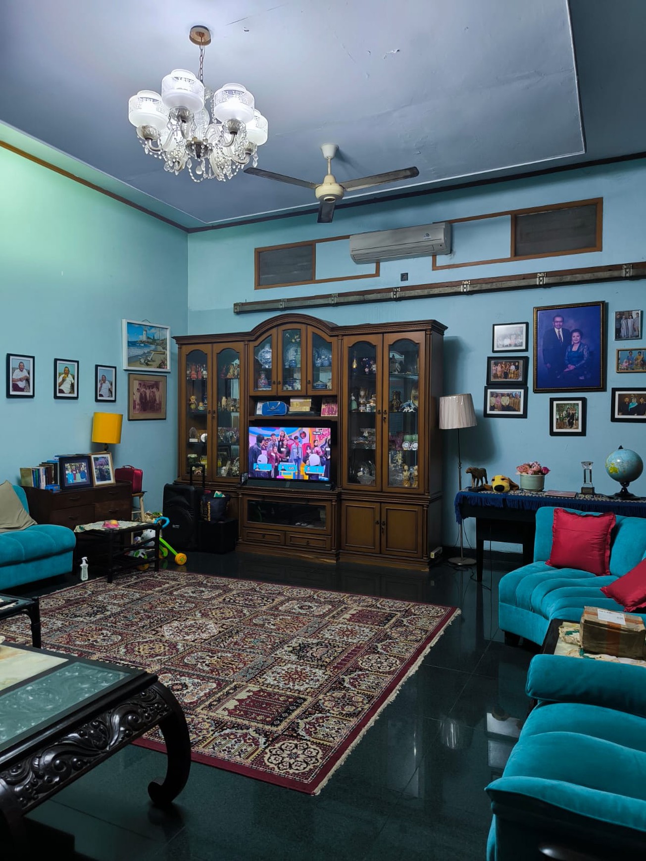 RUMAH DIJUAL JALAN PEJATEN DARMAJAYA JAKARTA SELATAN