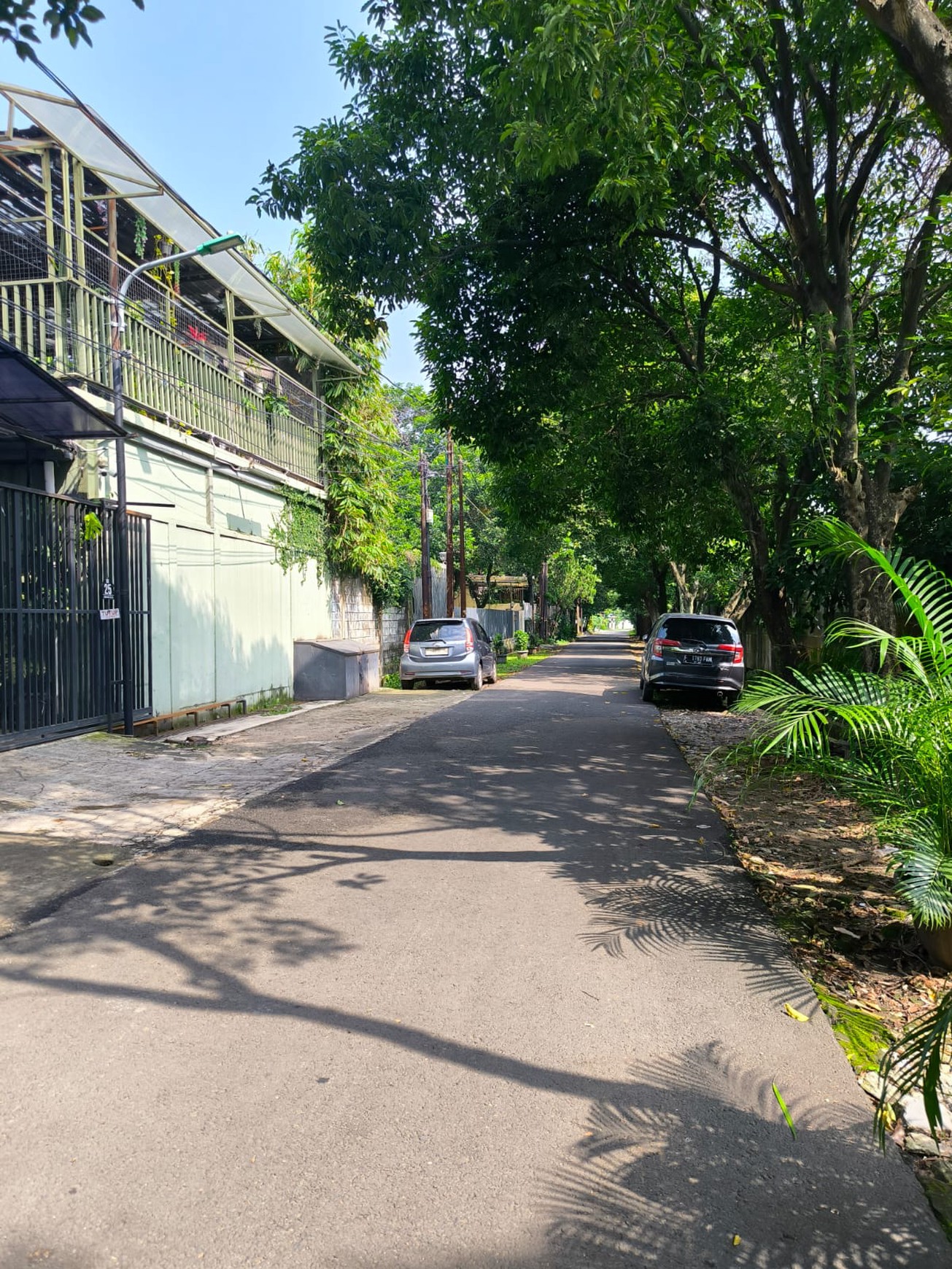 RUMAH DIJUAL JALAN PEJATEN DARMAJAYA JAKARTA SELATAN