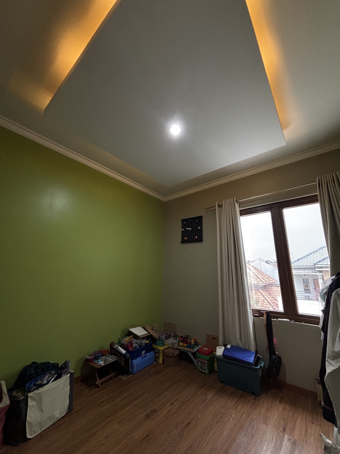 Rumah 2.5 Lantai Hoek Nyaman di CITRA GRAN CIBUBUR