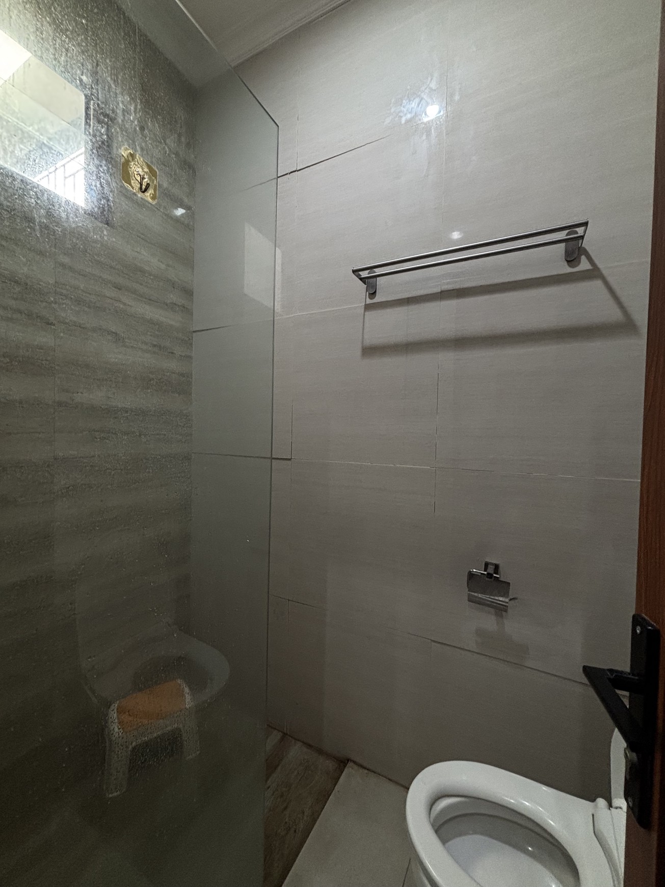 Rumah 2.5 Lantai Hoek Nyaman di CITRA GRAN CIBUBUR