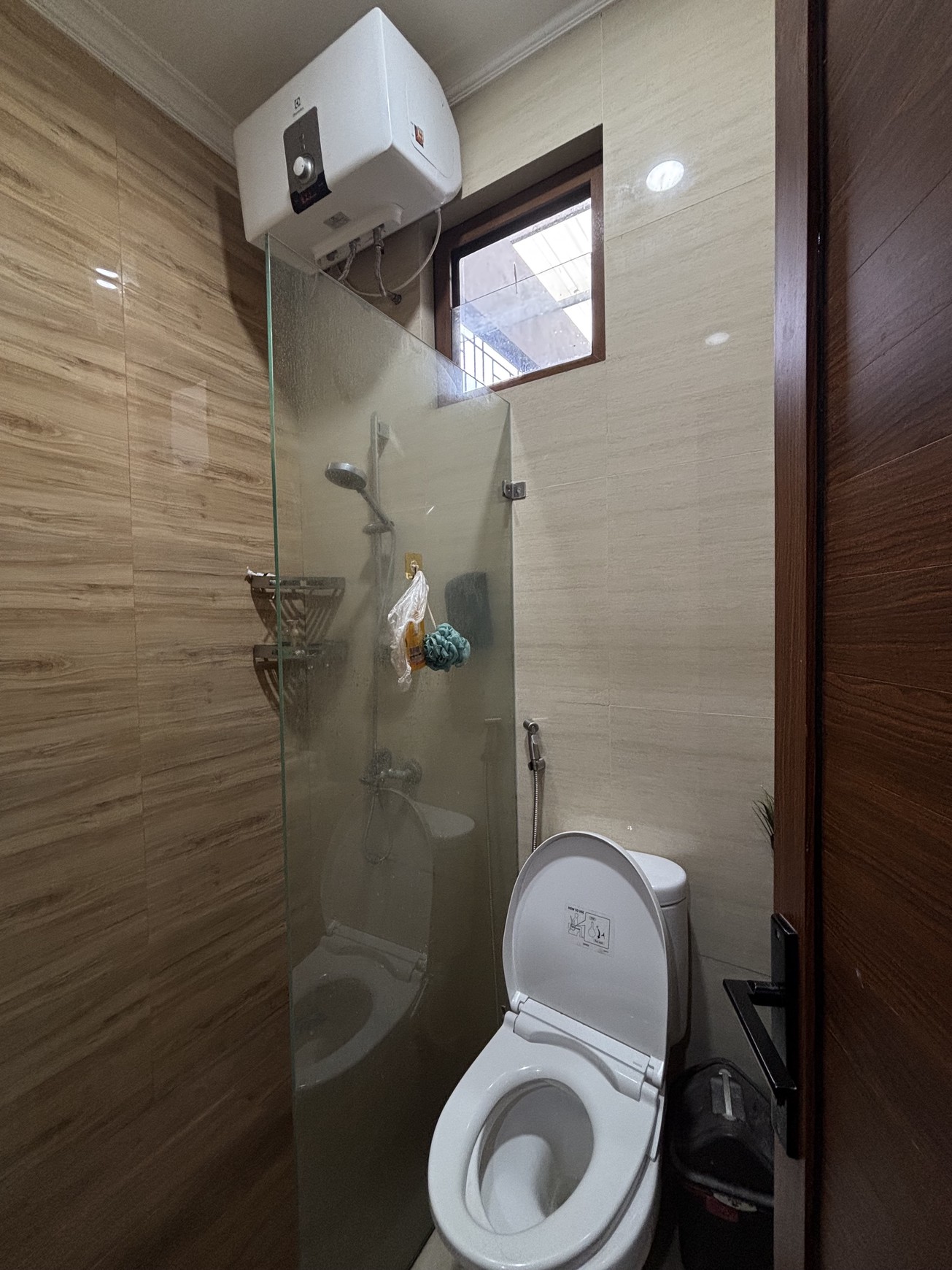 Rumah 2.5 Lantai Hoek Nyaman di CITRA GRAN CIBUBUR