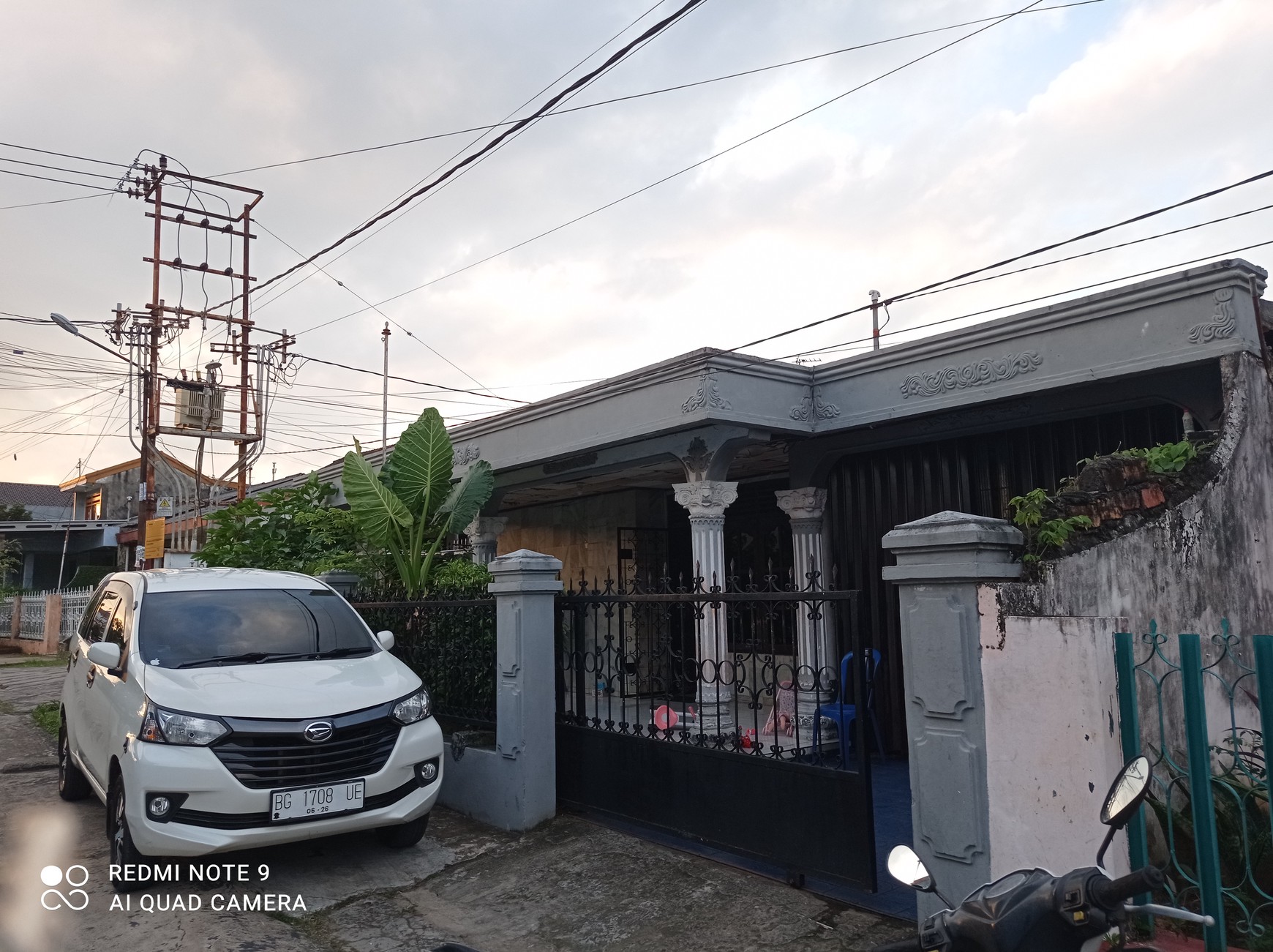 Rumah Hitung Tanah Area Cipete